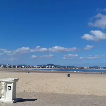 Вилла Magnificas Vistas Alto De Ларедо